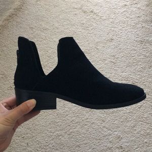 💎EUC💎Steve Madden Laramie Bootie (Black)